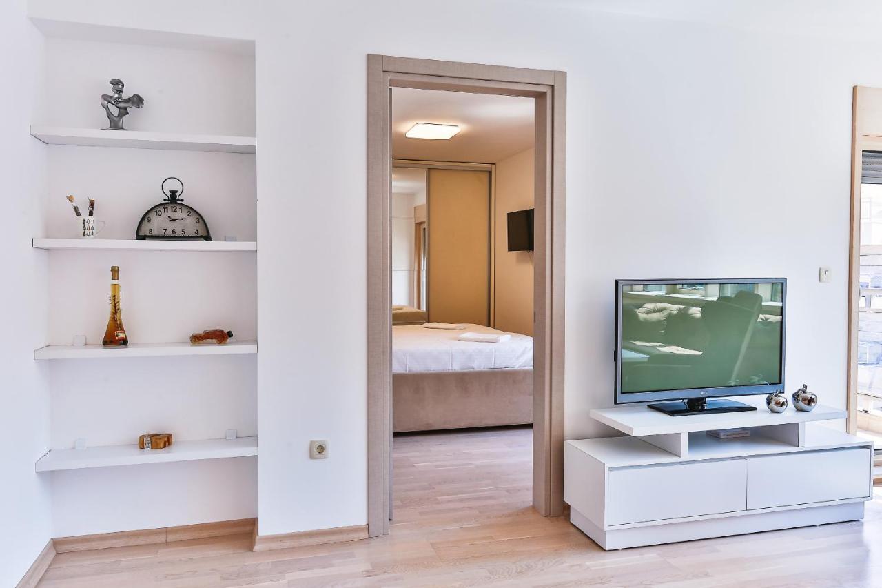 Montesun Fontana Apartments Budva Buitenkant foto