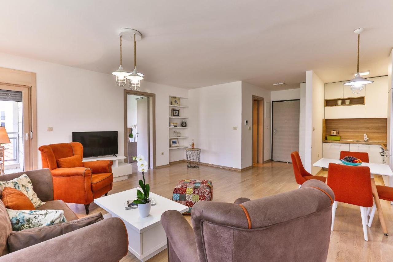 Montesun Fontana Apartments Budva Buitenkant foto