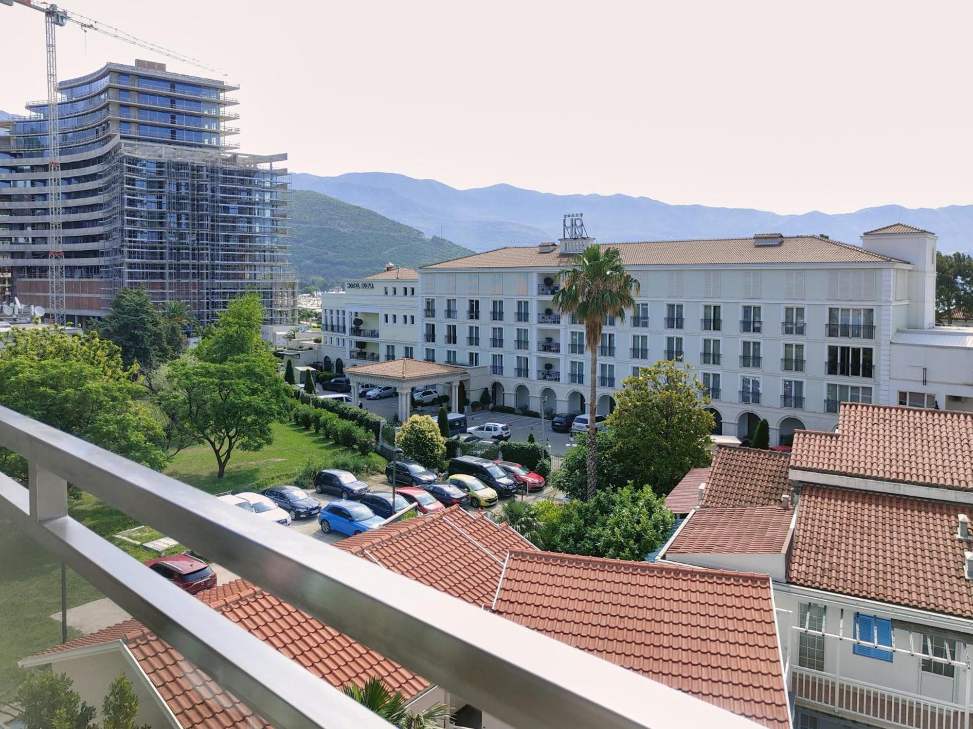 Montesun Fontana Apartments Budva Buitenkant foto