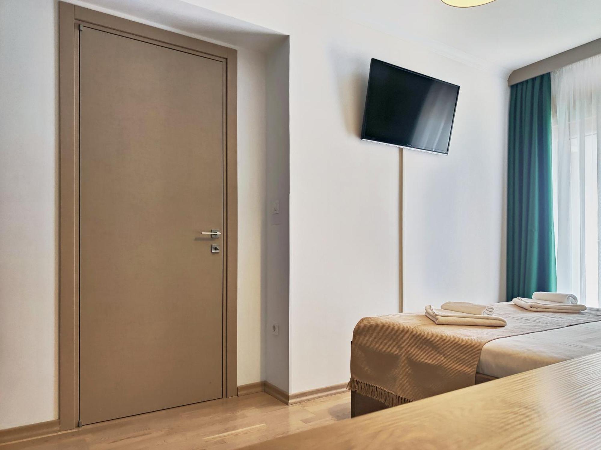 Montesun Fontana Apartments Budva Buitenkant foto