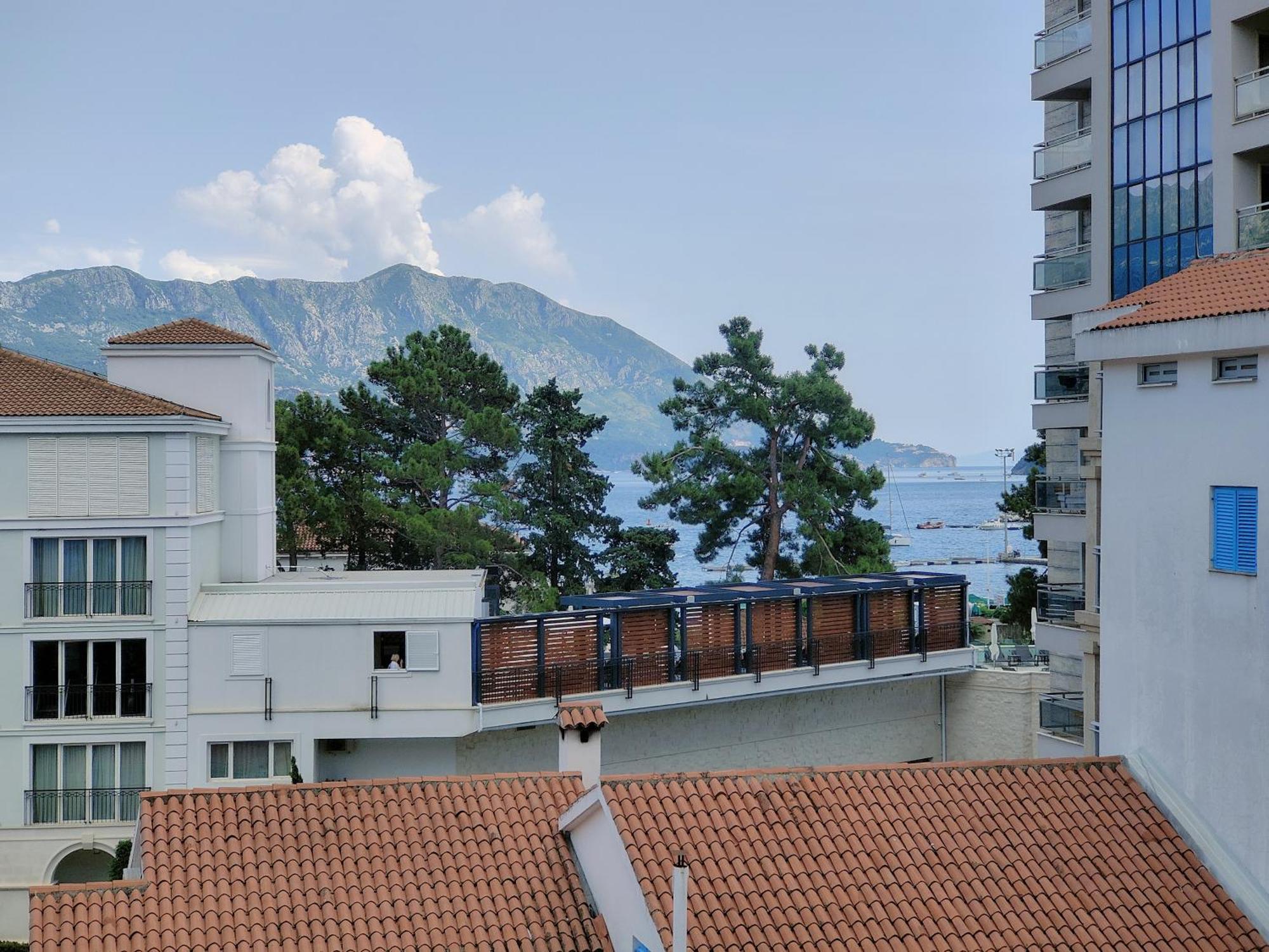 Montesun Fontana Apartments Budva Buitenkant foto