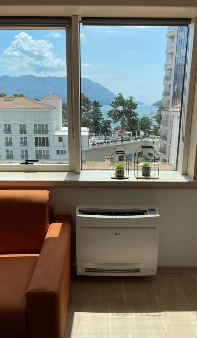 Montesun Fontana Apartments Budva Buitenkant foto