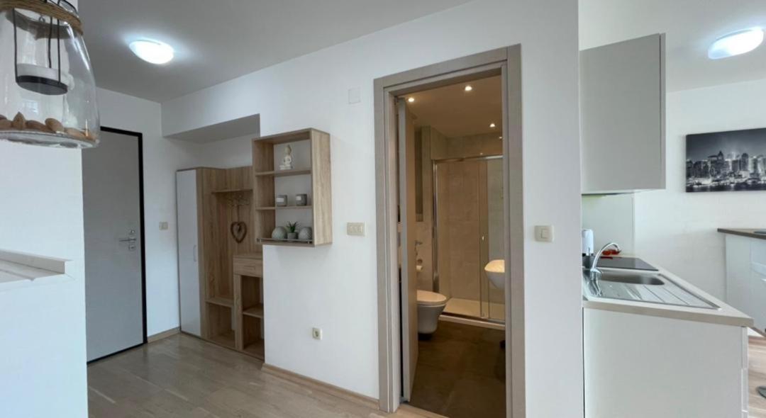 Montesun Fontana Apartments Budva Buitenkant foto