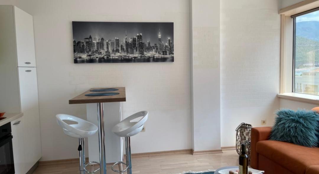 Montesun Fontana Apartments Budva Buitenkant foto