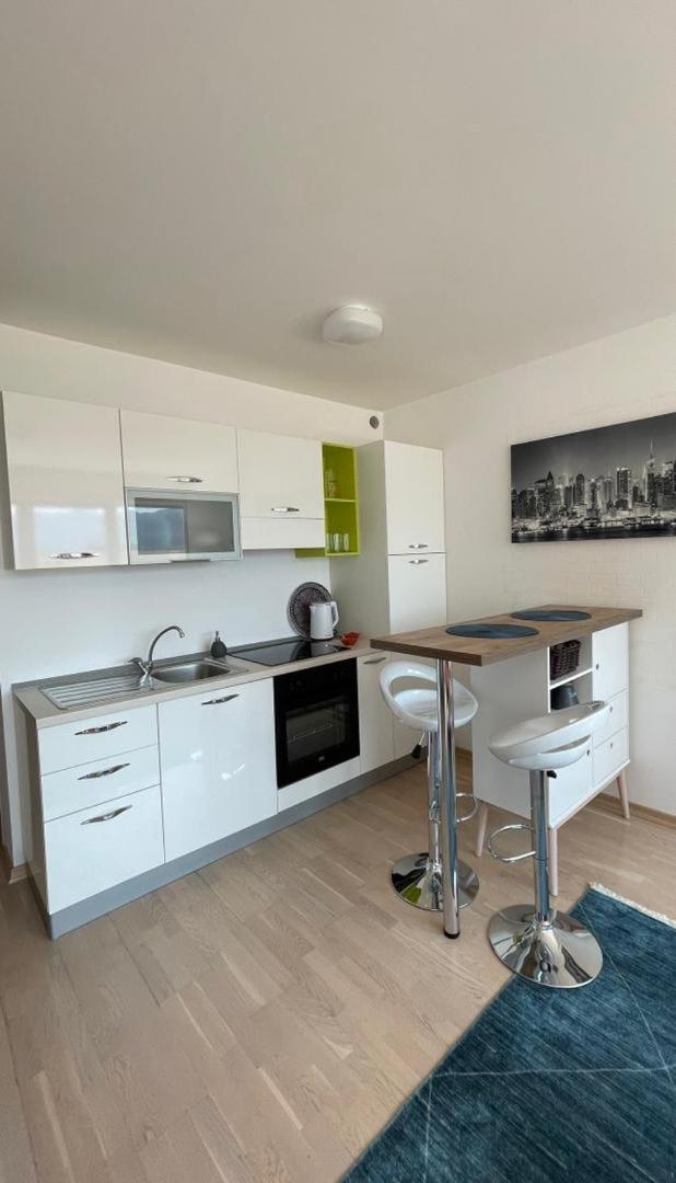 Montesun Fontana Apartments Budva Buitenkant foto