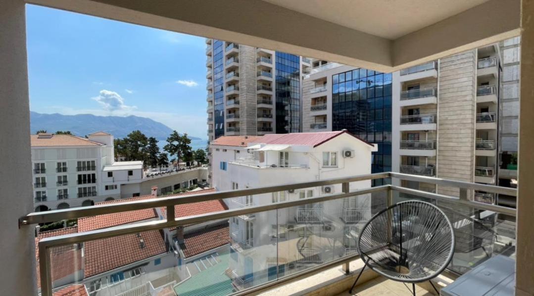 Montesun Fontana Apartments Budva Buitenkant foto